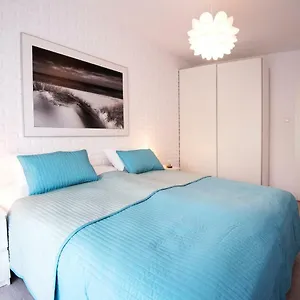  Apartment Lato Solna 11c Z Garazem Polen